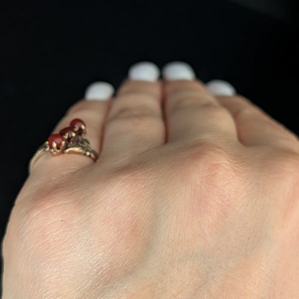c.1800s Antique Carnelian 10k Yellow Gold Ring Victorian Repousse Scroll