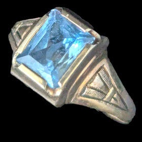 Vintage Blue Gemstone 10k Yellow Gold Ring Retro Estate Jewelry Gift