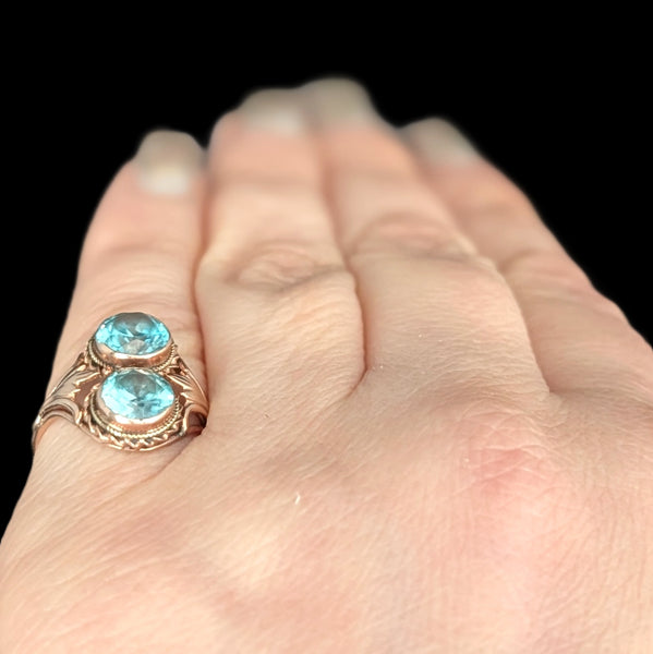 1940s Vintage Toi At Moi Blue Gemstone 14k Yellow Gold Ring Retro Era Estate