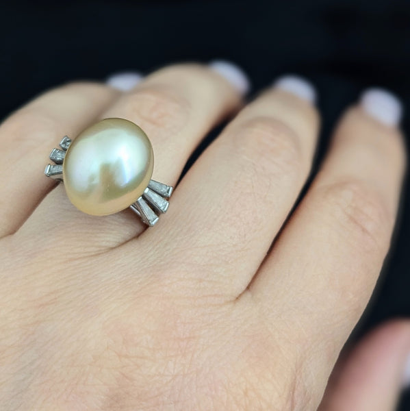 1950s Large Golden Pearl Diamonds 14k White Gold Cocktail Ring Vintage Retro
