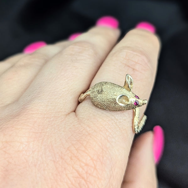 1960s Mouse Ring Rubies 14k Yellow Gold Vintage Retro Estate Cocktail Statement