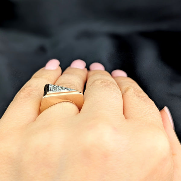1970s Vintage Diamonds 14k Gold Triangle Cocktail Ring Modernistic Band Vintage