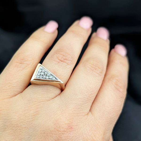 1970s Vintage Diamonds 14k Gold Triangle Cocktail Ring Modernistic Band Vintage