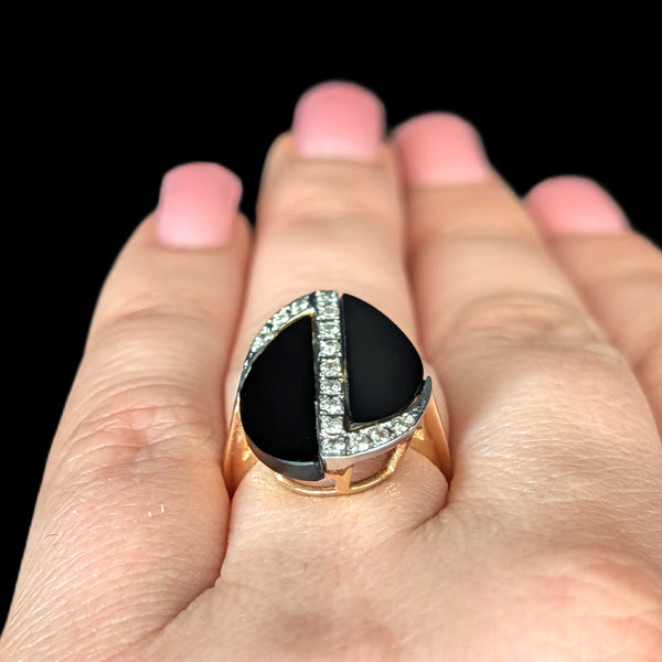 1970s Vintage Modernistic Diamonds Onyx 14k Yellow Gold Cocktail Ring Estate