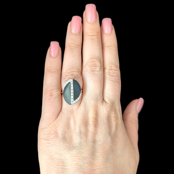 1970s Vintage Modernistic Diamonds Onyx 14k Yellow Gold Cocktail Ring Estate