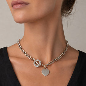 on modelVintage Return Tiffany & Co Toggle Heart Tag Necklace Sterling Silver 
