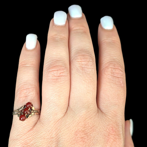 c.1800s Antique Carnelian 10k Yellow Gold Ring Victorian Repousse Scroll