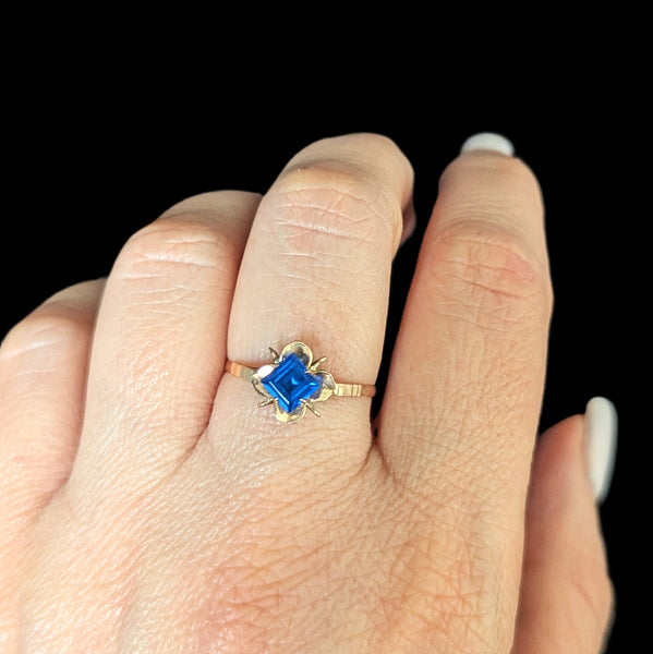 Antique 12-14k Yellow Gold Blue Gemstone Ring Sweetheart Mount Estate Jewelry