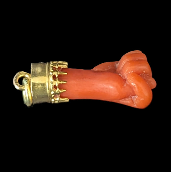 Antique Mano Fico Pendant Coral 18k Yellow Gold Figa Hand Pendant & Chain Estate