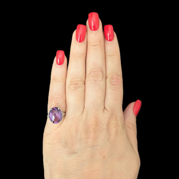Art Deco 1930s Amethyst White Gold Dinner Ring Estate Jewelry Unique Fancy Cut