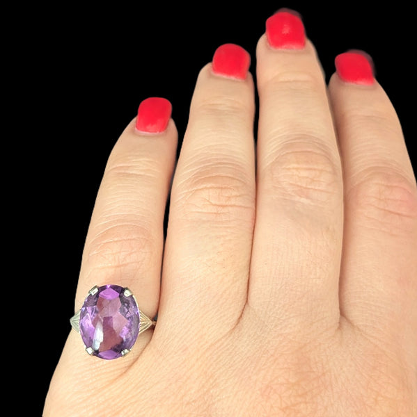Art Deco 1930s Amethyst White Gold Dinner Ring Estate Jewelry Unique Fancy Cut