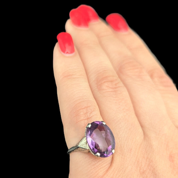 Art Deco 1930s Amethyst White Gold Dinner Ring Estate Jewelry Unique Fancy Cut