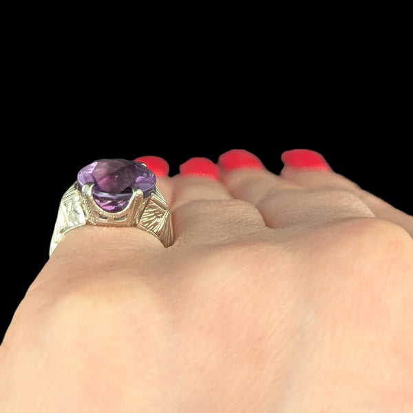 Art Deco 1930s Amethyst White Gold Dinner Ring Estate Jewelry Unique Fancy Cut