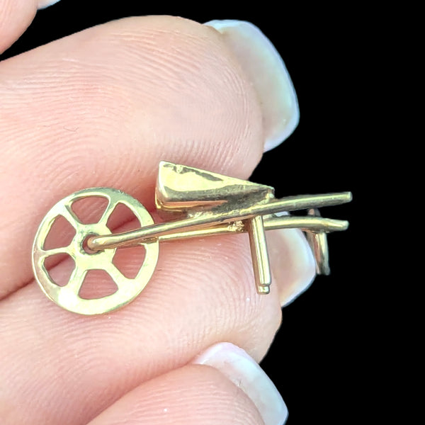 Articulated Vintage 10k Gold Wheelbarrow Spinning Wheel Charm Estate Retro Gift 