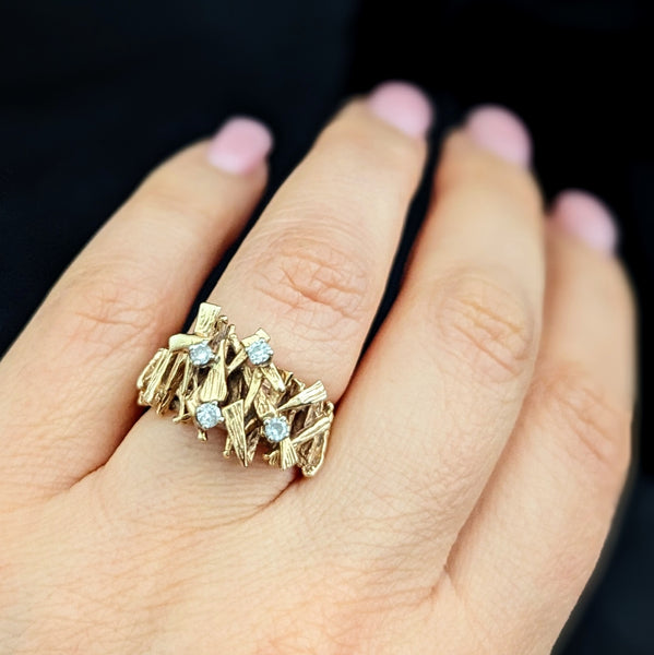 Brutalist 1970s Diamonds 14k Yellow Gold Cocktail Ring Modernistic Band Vintage
