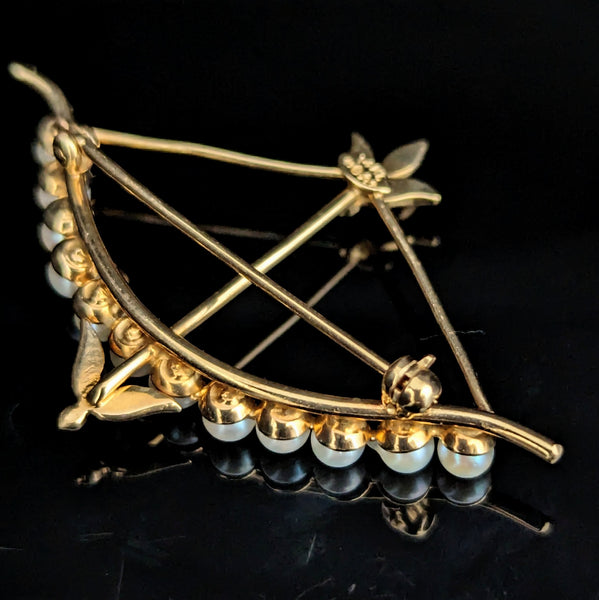 CARL ART INC Vintage Pearls & 14k Yellow Gold Bow And Arrow Brooch Pin Vintage