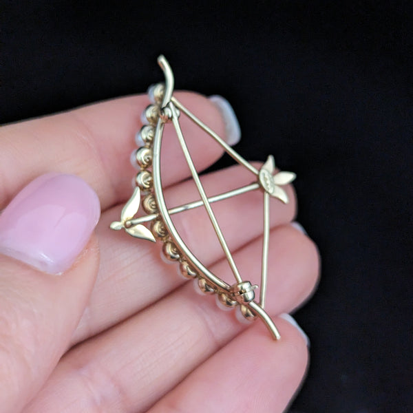 CARL ART INC Vintage Pearls & 14k Yellow Gold Bow And Arrow Brooch Pin Vintage