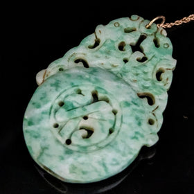 Estate Carved Jade Double Asian Dragon 10k Yellow Gold Pendant on Chain Vintage