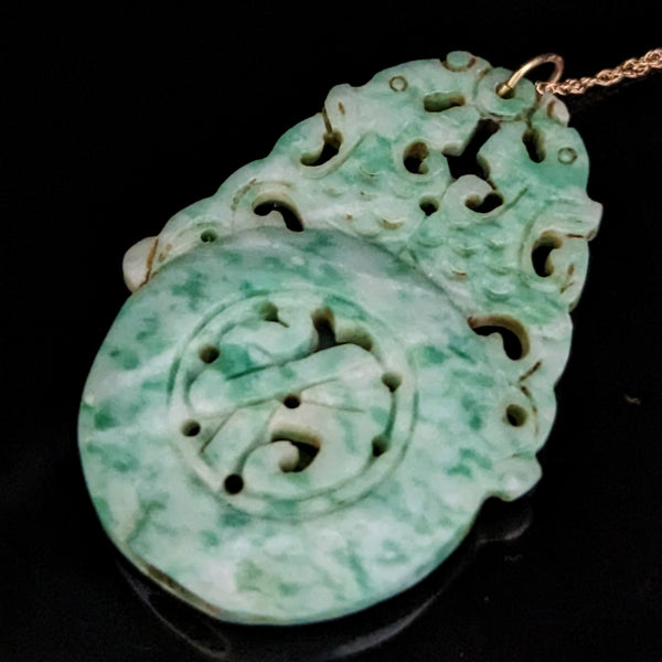 Estate Carved Jade Double Asian Dragon 10k Yellow Gold Pendant on Chain Vintage