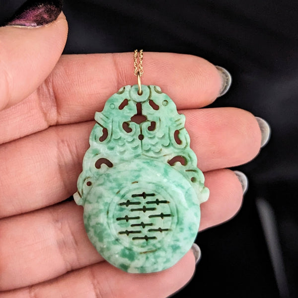 Estate Carved Jade Double Asian Dragon 10k Yellow Gold Pendant on Chain Vintage