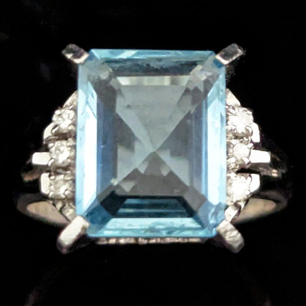 Estate GIA Natural Aquamarine Diamonds Platinum Cocktail Ring Statement or Engagement