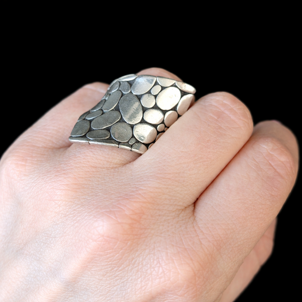 Estate JOHN HARDY Kali Pebble Cocktail Ring Sterling Silver Bold Retired Line