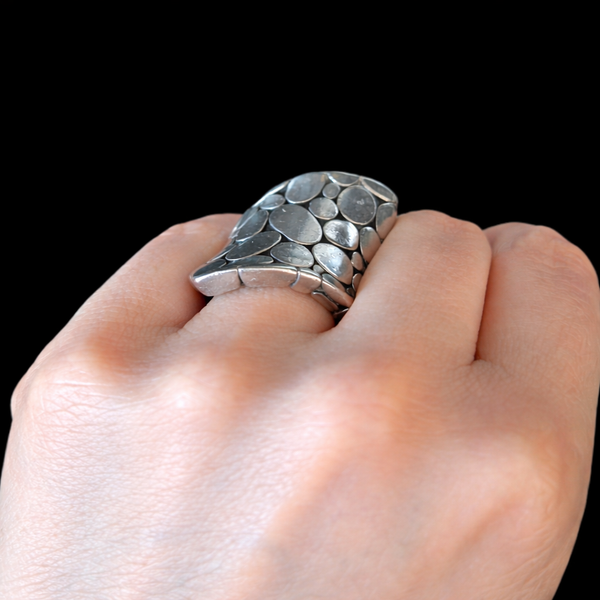Estate JOHN HARDY Kali Pebble Cocktail Ring Sterling Silver Bold Retired Line
