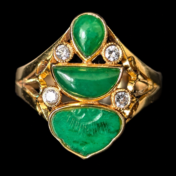 Aversa - Vintage Carved Jade Diamonds 14k Yellow Gold Cocktail Ring
