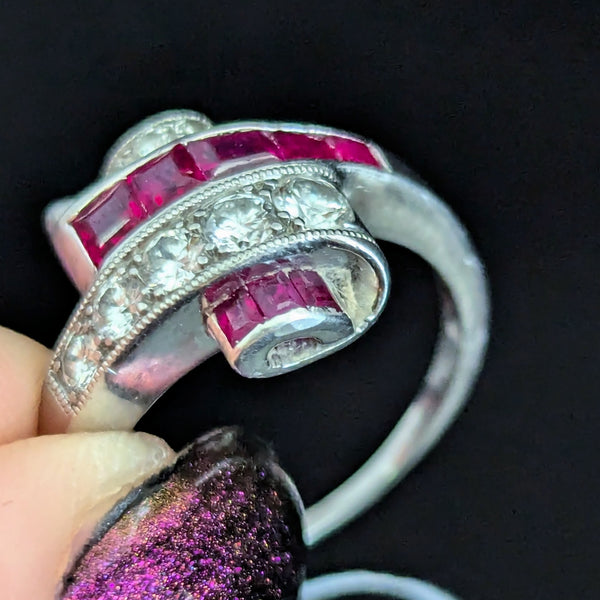 J.&L. HATZBERG 1940s Retro Era Diamond Ruby Platinum Ring Cocktail Vintage Gift