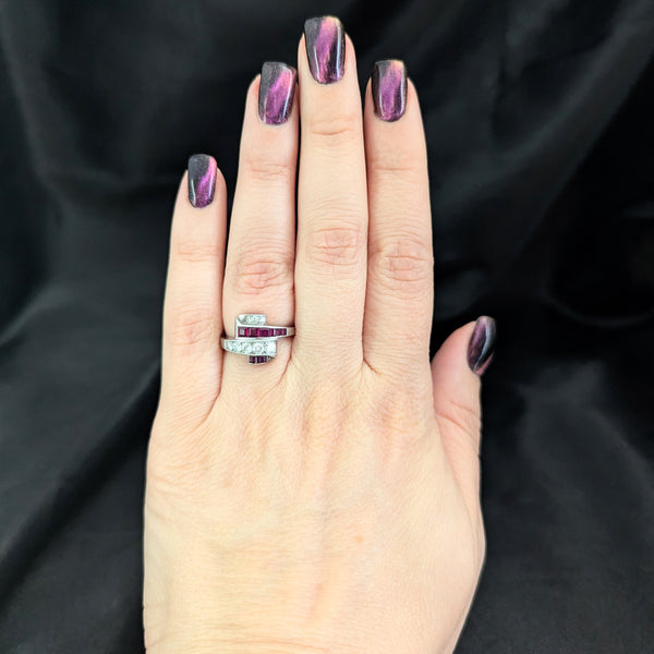 J.&L. HATZBERG 1940s Retro Era Diamond Ruby Platinum Ring Cocktail Vintage Gift