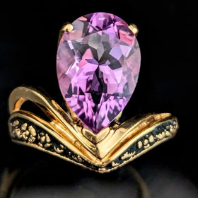 KABANA Vintage Pear Cut Amethyst Enamel 10k Yellow Gold Cocktail Ring Floral