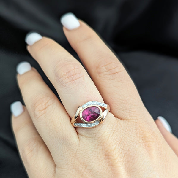 MICHELLE ALBALA Estate Garnet Diamonds 14k Yellow Gold Cocktail Ring Gift