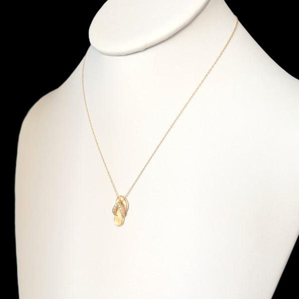 NA HOKU Diamonds 14k Yellow Gold Flip Flop Necklace Pendant on Chain Estate