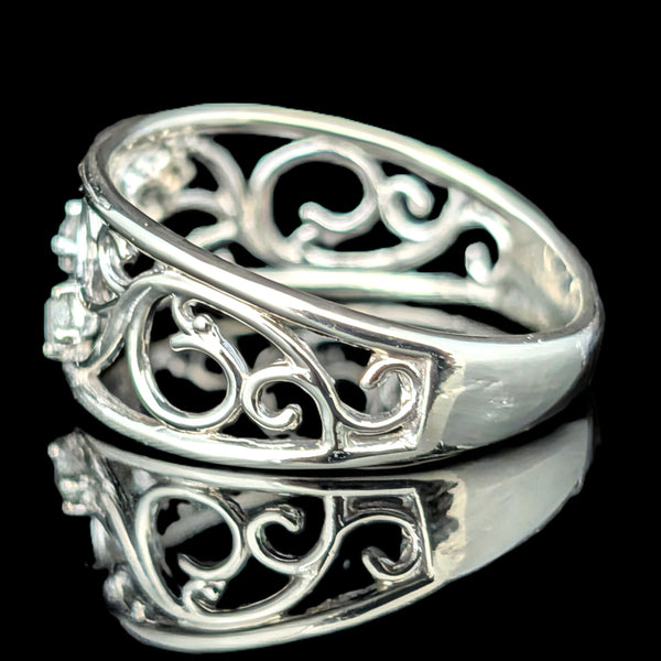 Vintage Diamonds 10k White Gold Figural Scrollwork Band Ring Estate Retro Gift