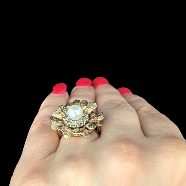 Vintage Diamonds Pearl 14k Yellow Gold Flower Cocktail Ring Retro Estate c.1960s