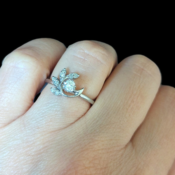 Vintage Diamonds White Gold Ring by KIMBERLY DIAMOND CO Mid Century Retro 1950s 