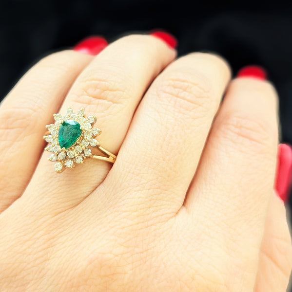 Vintage Pear Cut Emerald Diamonds 14k Yellow Gold Halo Cluster Ring Estate Gift