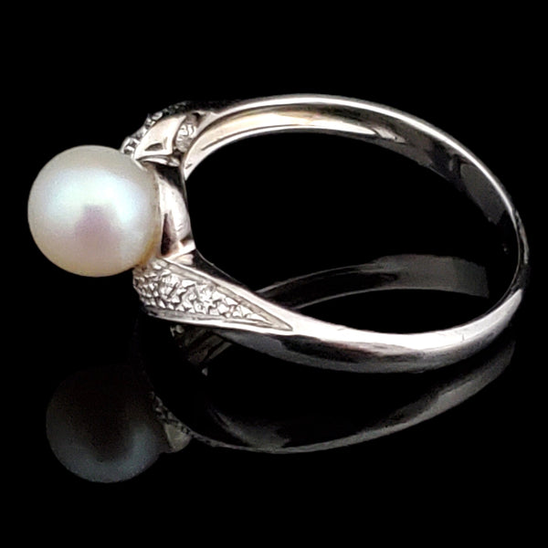 KIARA Vintage Pearl Diamond 18k White Gold Ring Estate by Kiara Estate Jewelry