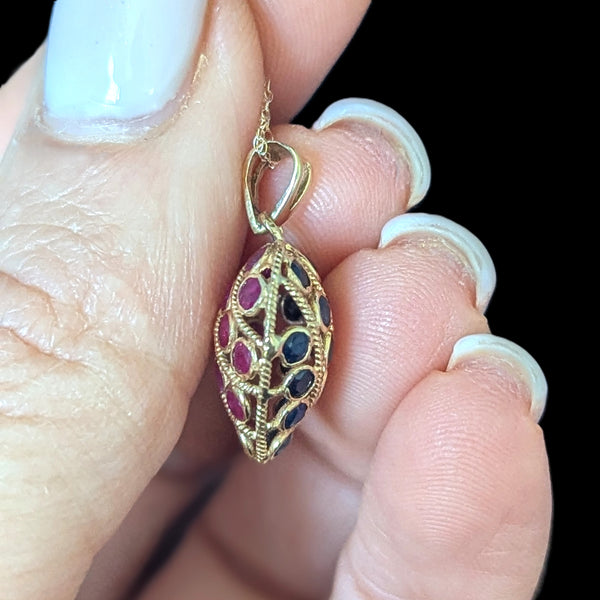 Vintage REVERSIBLE Sapphires  to Rubies 14k Yellow Gold Heart Pendant Necklace