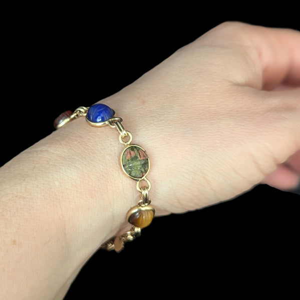 Vintage Scarab Bracelet 14k Yellow Gold Gemstone Hardstone Retro Estate CARLA