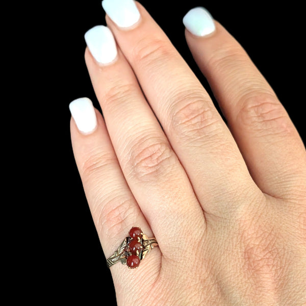 c.1800s Antique Carnelian 10k Yellow Gold Ring Victorian Repousse Scroll