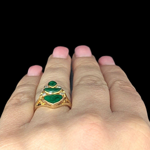 Aversa - Vintage Carved Jade Diamonds 14k Yellow Gold Cocktail Ring